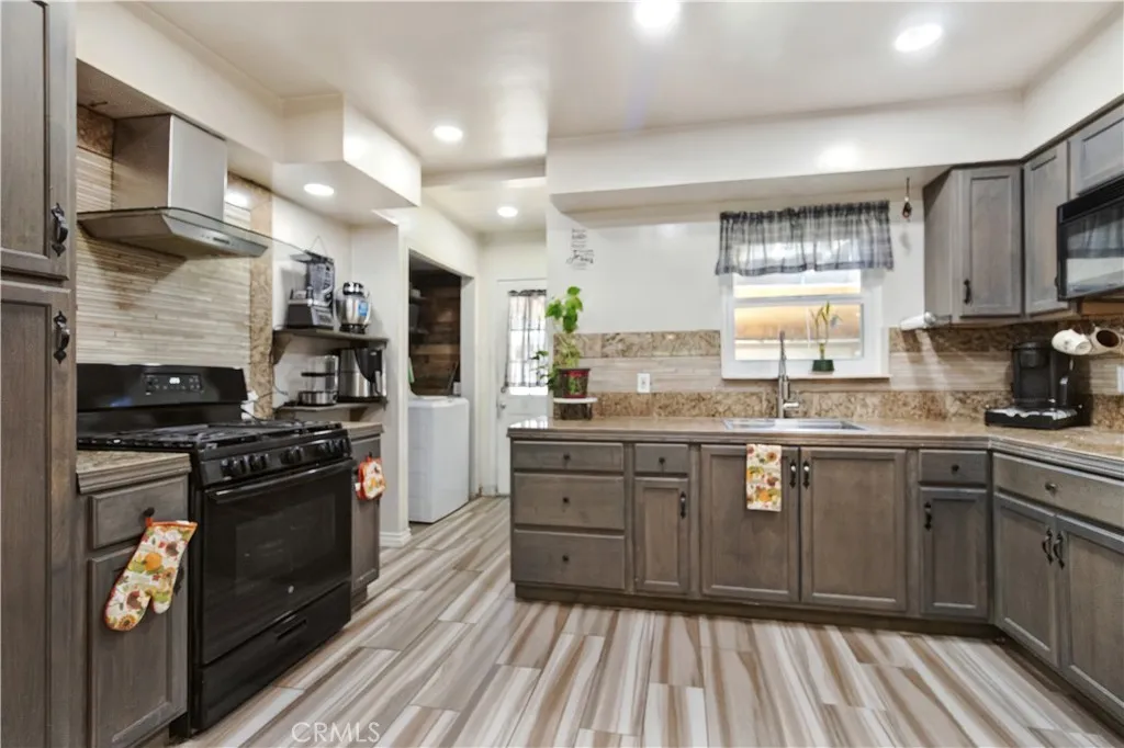 Additional image 42 of 1708 N Pico Ave, San Bernardino, CA 92411