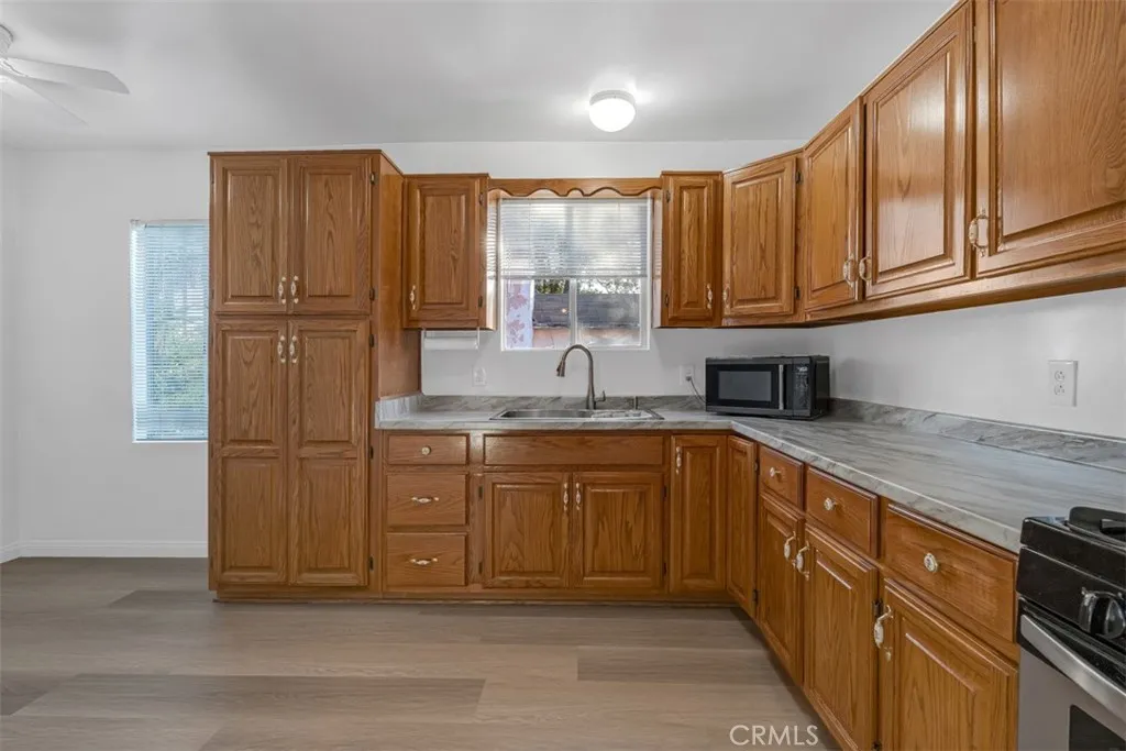 Additional image 11 of 1227 Western Avenue, Glendale, CA 91201