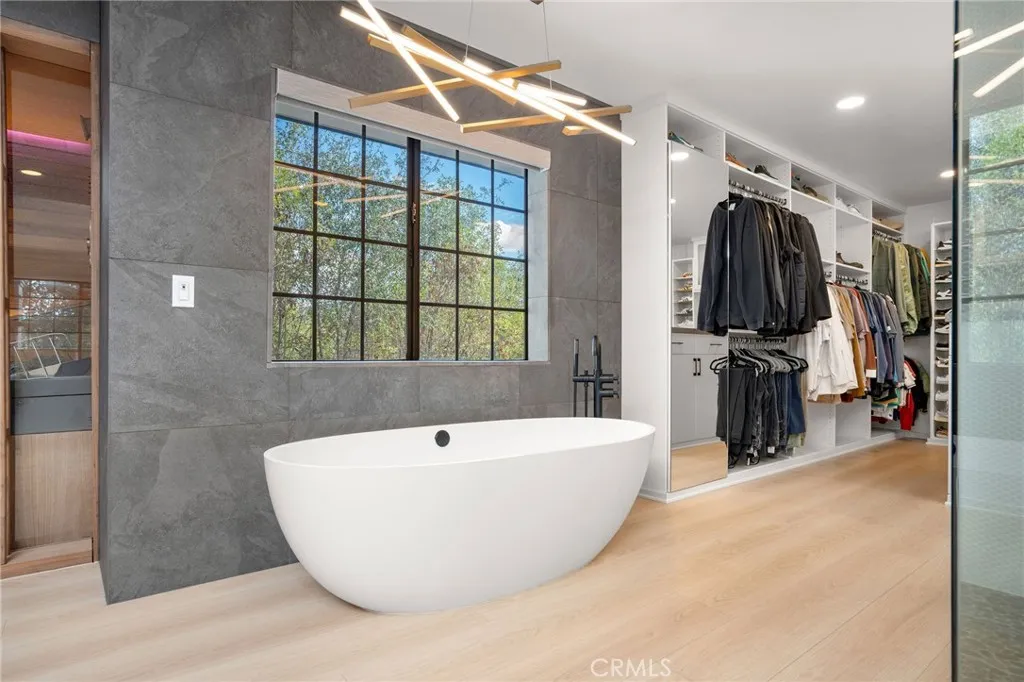 Additional image 94 of 23229 8th Street, Newhall, CA 91321