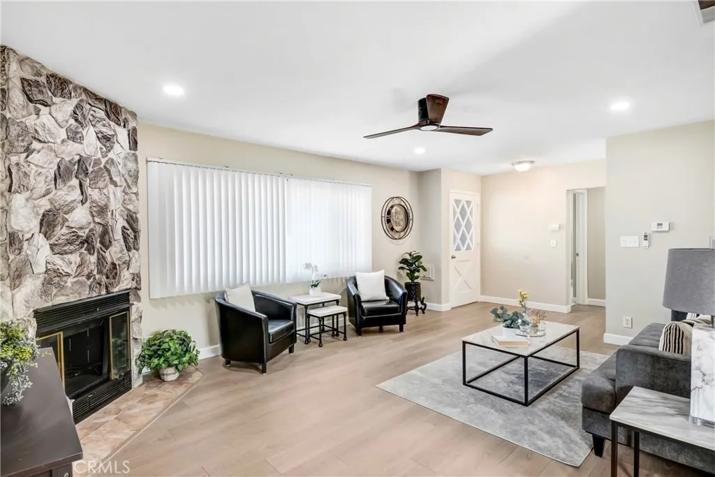 Additional image 6 of 946 W Kendall St, Corona, CA 92882