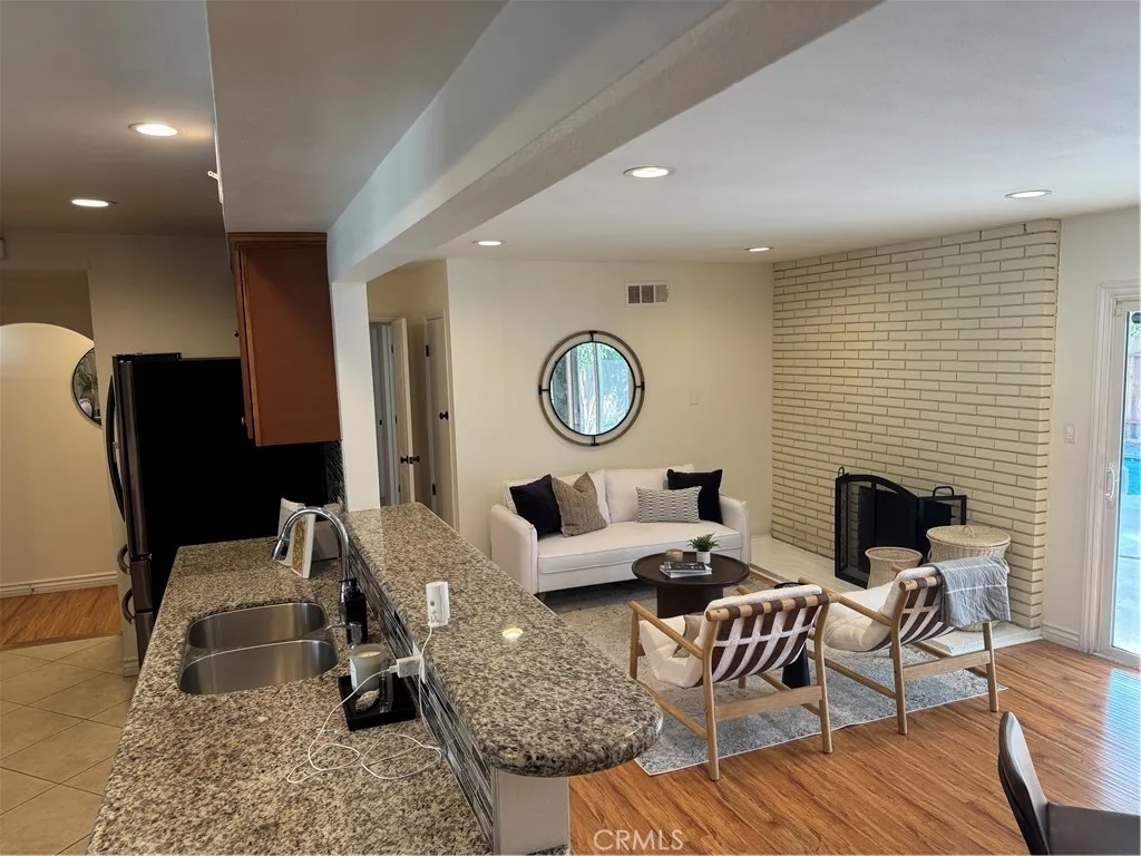 Additional image 26 of 2437 Fordham Dr, Costa Mesa, CA 92626