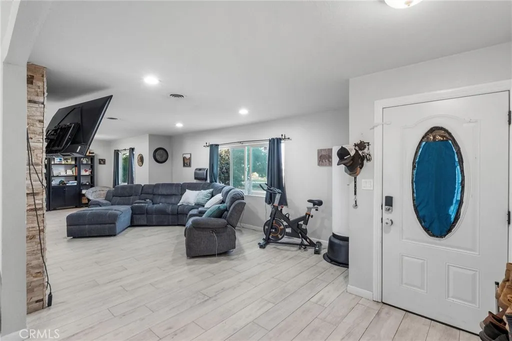 Additional image 5 of 1929 E Oakland Ave, Hemet, CA 92544