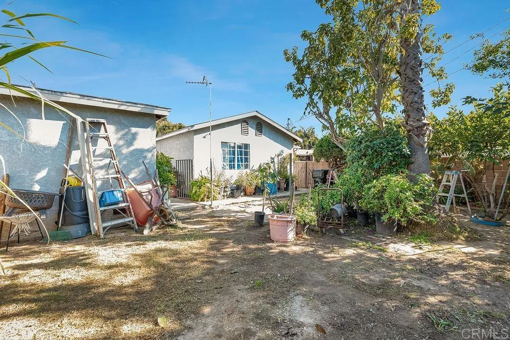 Additional image 66 of 927 S Eucalyptus Ave, Inglewood, CA 90301