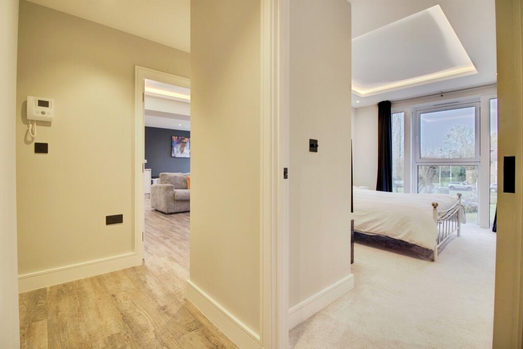 Additional image 16 of Parkway, Welwyn Garden City