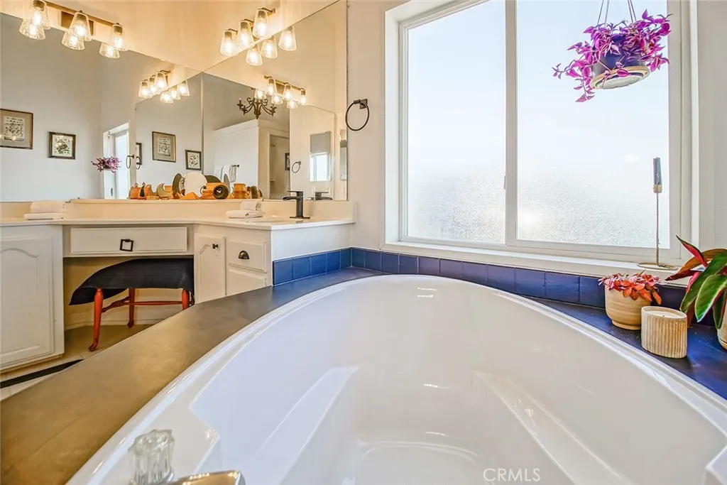 Additional image 38 of 1001 Gibralter Road, Landers, CA 92285