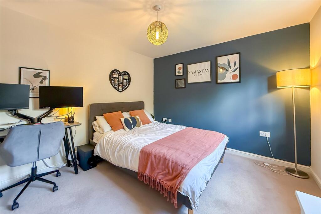 Additional image 6 of Neville Close, St. Albans, Hertfordshire, AL3