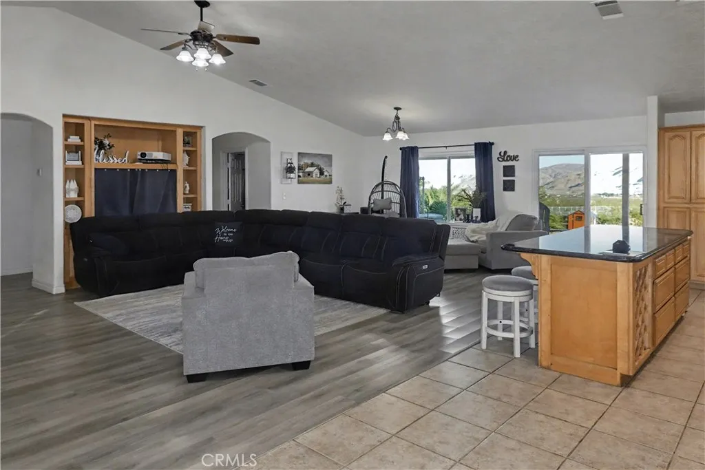 Additional image 4 of 30788 Buenos Aires Rd, Lucerne Valley, CA 92356
