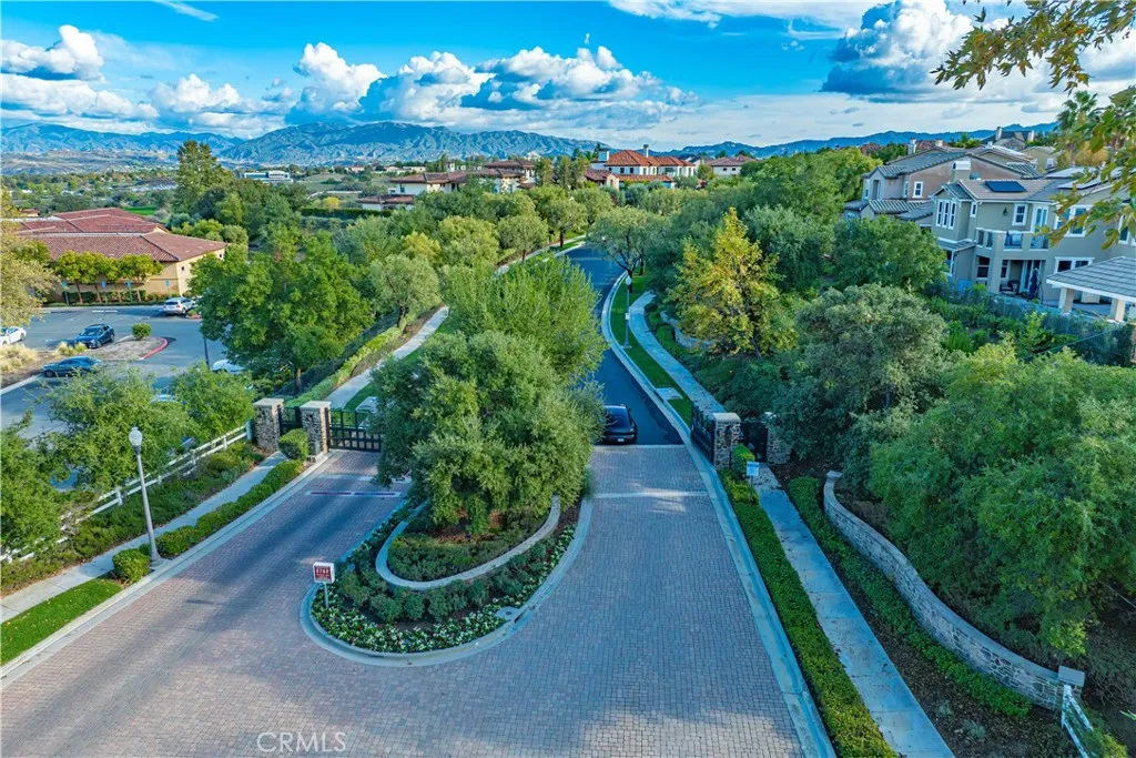 Additional image 77 of 26524 Valley Oak Lane, Valencia, CA 91381