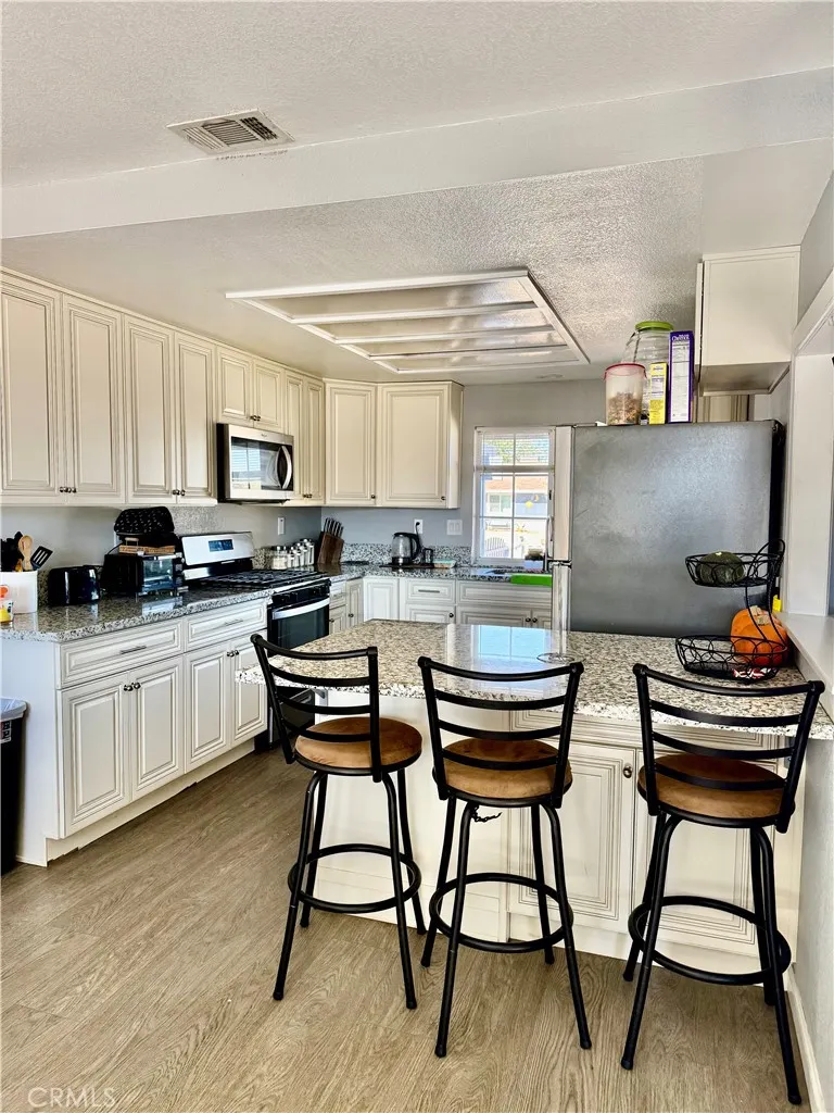 Additional image 35 of 16622 Mossdale Ave, Lancaster, CA 93535