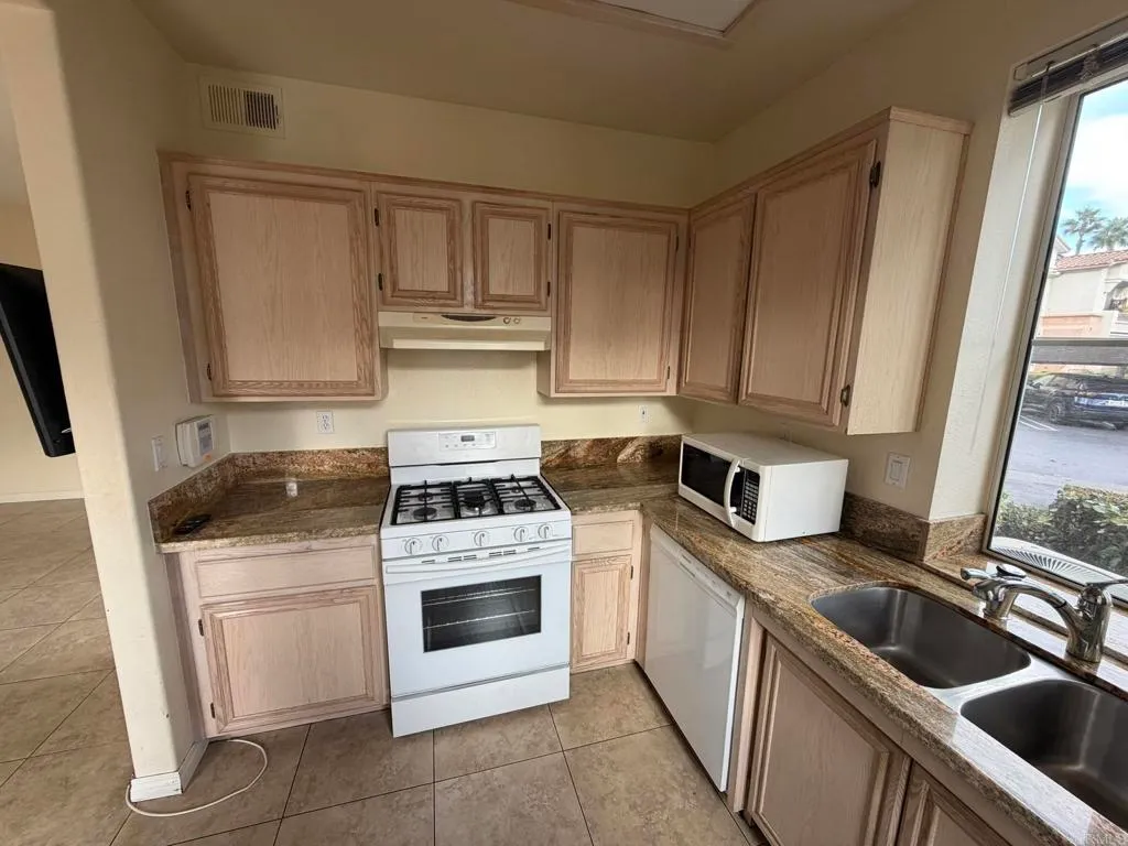 Additional image 17 of 11438 Via Rancho San Diego Unit 141, El Cajon, CA 92019