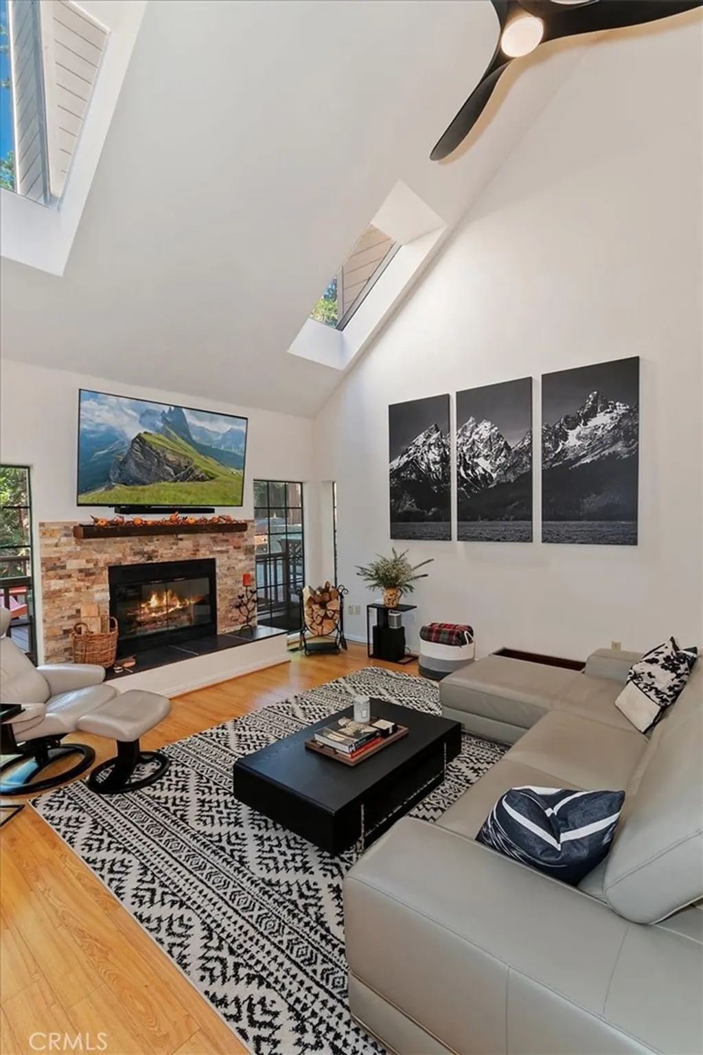 Additional image 7 of 27162 Peninsula Drive, Lake Arrowhead, CA 92352