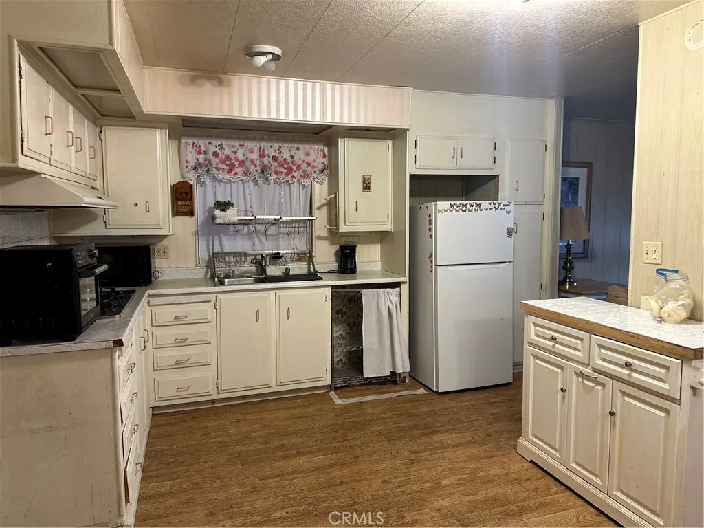 Additional image 44 of 21001 Plummer Unit 95, Chatsworth, CA 91311