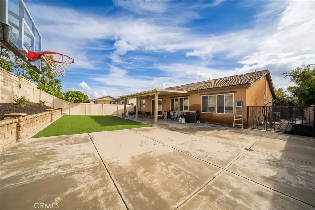 Additional image 75 of 7043 Stockton Dr, Eastvale, CA 92880