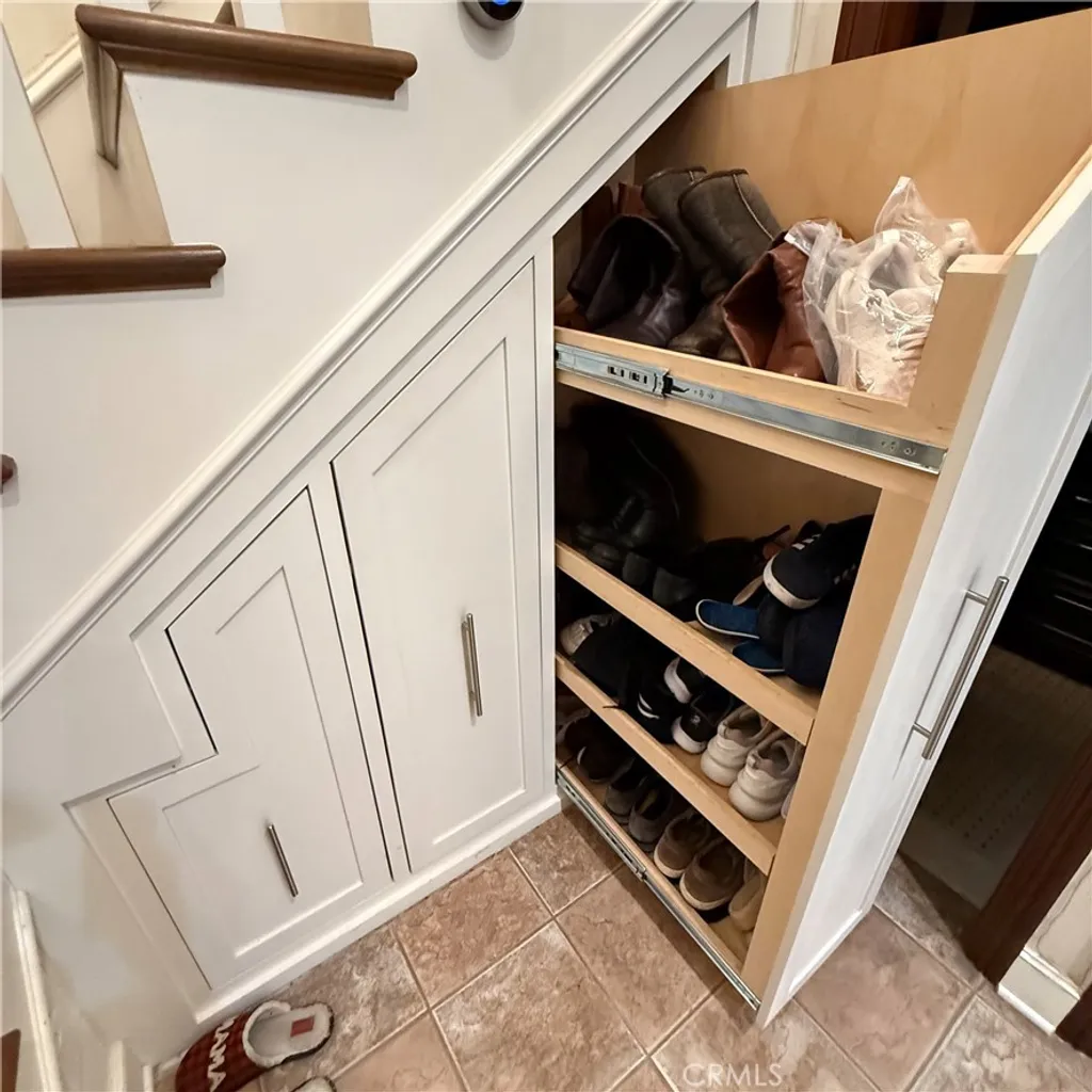 Additional image 5 of 25225 Avenida Dorena, Newhall, CA 91321