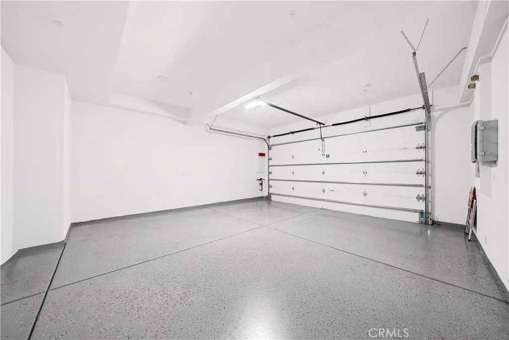 Additional image 33 of 118 Glydon, Irvine, CA 92618