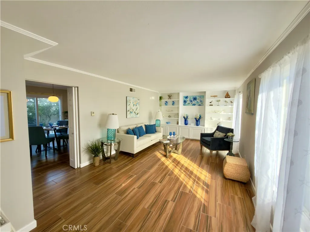 Additional image 4 of 8142 Foxhall Drive, Huntington Beach, CA 92646