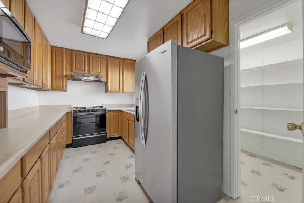 Additional image 20 of 44321 4th Street E, Lancaster, CA 93535