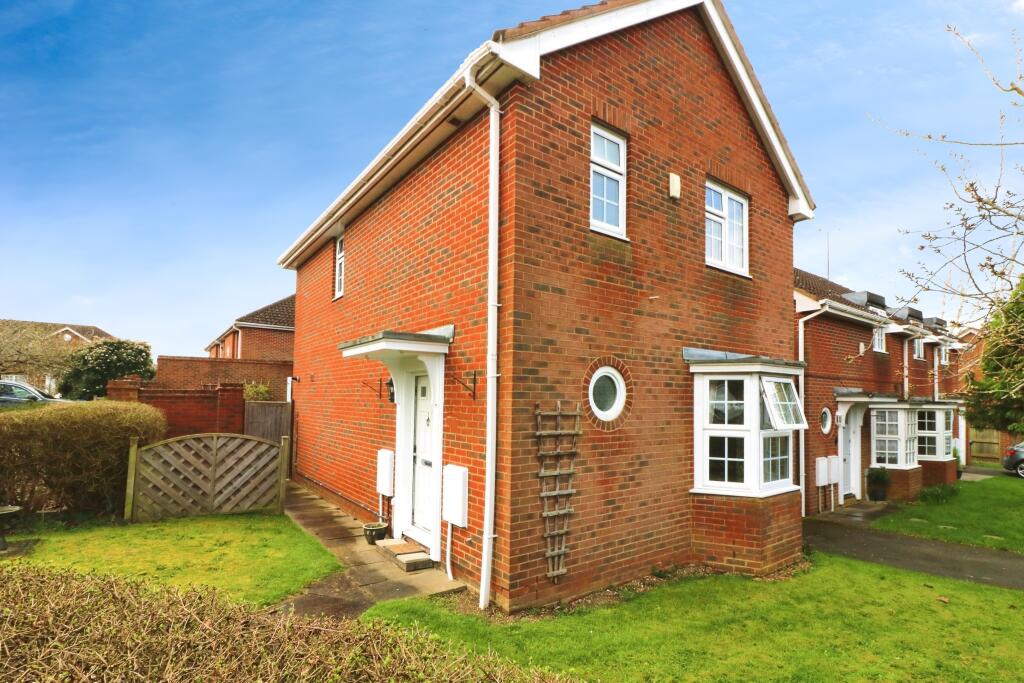 Additional image 2 of Longcroft Gardens, Welwyn Garden City, AL8