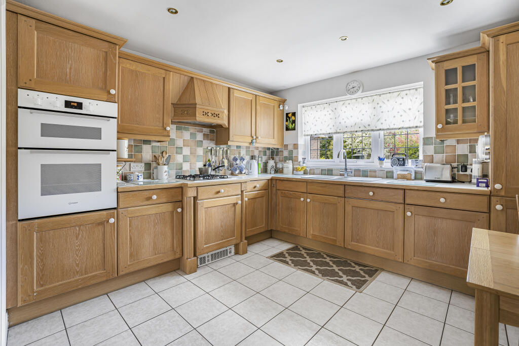 Additional image 9 of Heyford End, Balmoral Close, St Albans, AL2