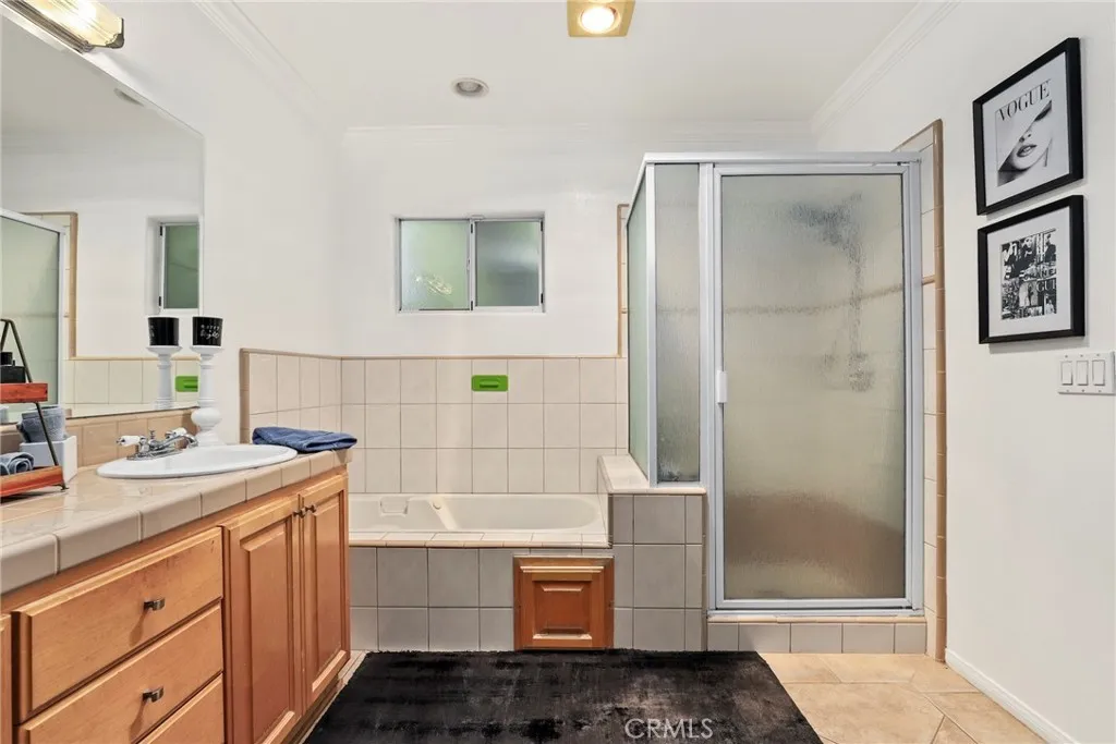 Additional image 59 of 22900 Hatteras, Woodland Hills, CA 91367