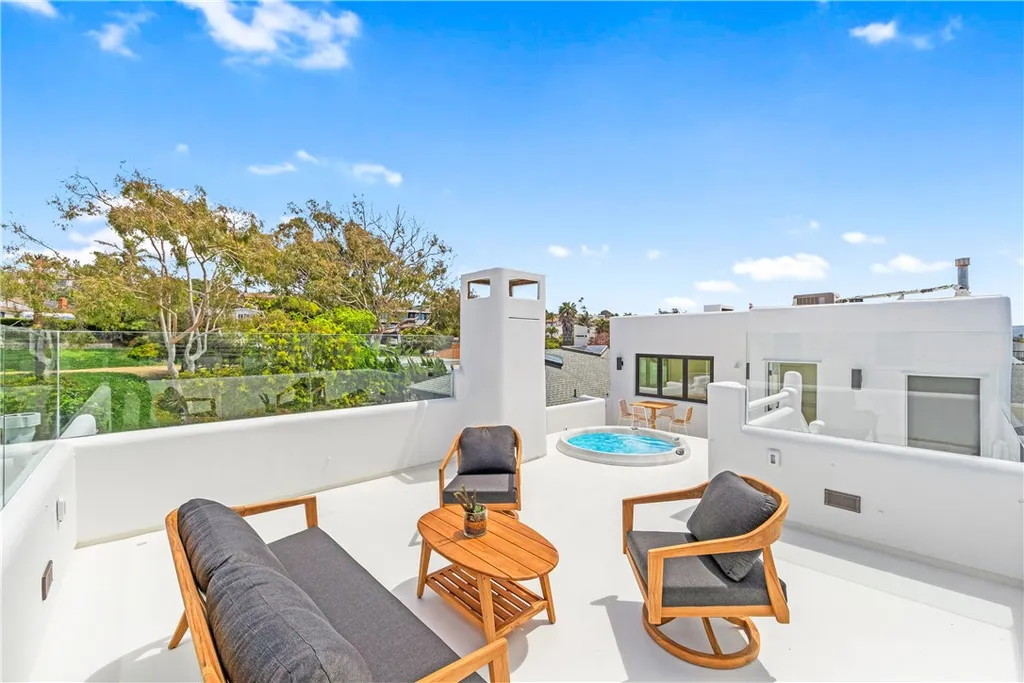 Additional image 44 of 541 4th, Manhattan Beach, CA 90266