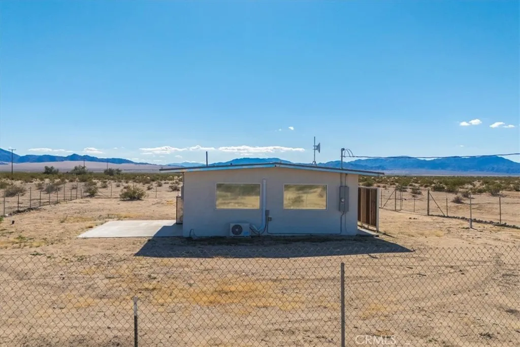 Additional image 26 of 86515 Amboy Road, 29 Palms, CA 92277