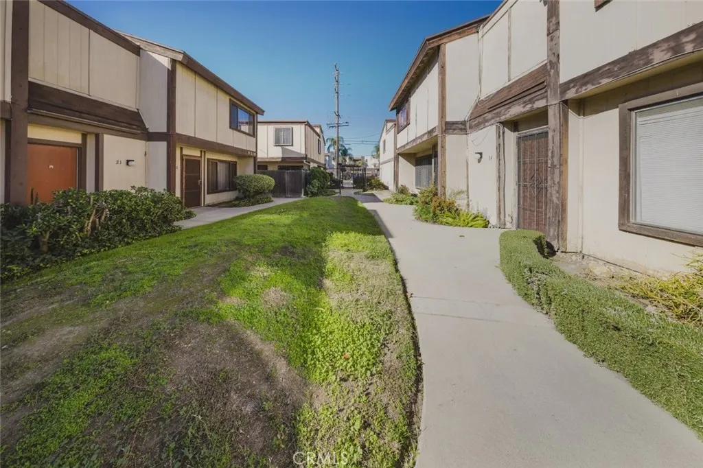 Additional image 61 of 9318 Van Nuys Boulevard Unit 26, Panorama City, CA 91402