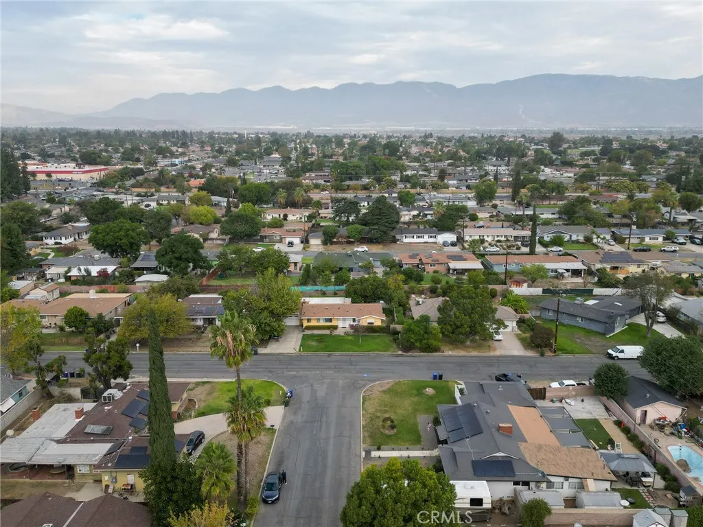 Additional image 66 of 340 E Shamrock St, Rialto, CA 92376