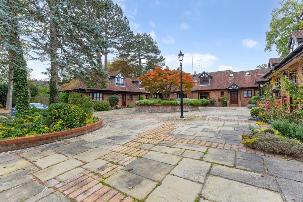 Additional image 8 of Luton Road, Harpenden, Hertfordshire