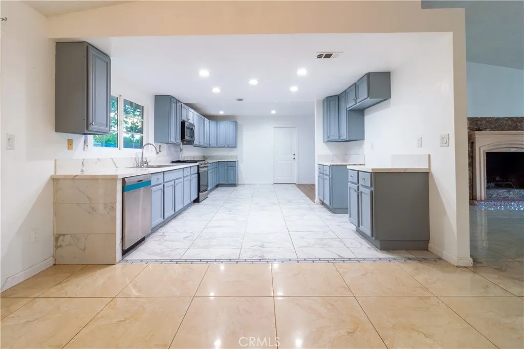 Additional image 12 of 9668 E Avenue R14, Littlerock, CA 93543