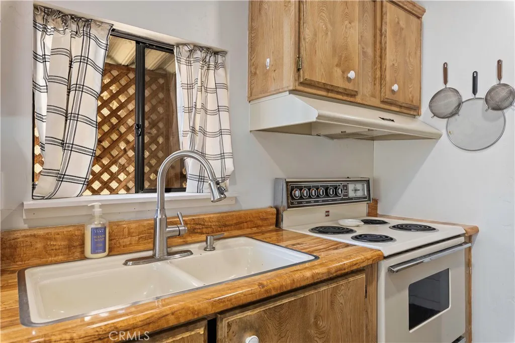 Additional image 51 of 2305 Alta Vista Way, Lucerne, CA 95458