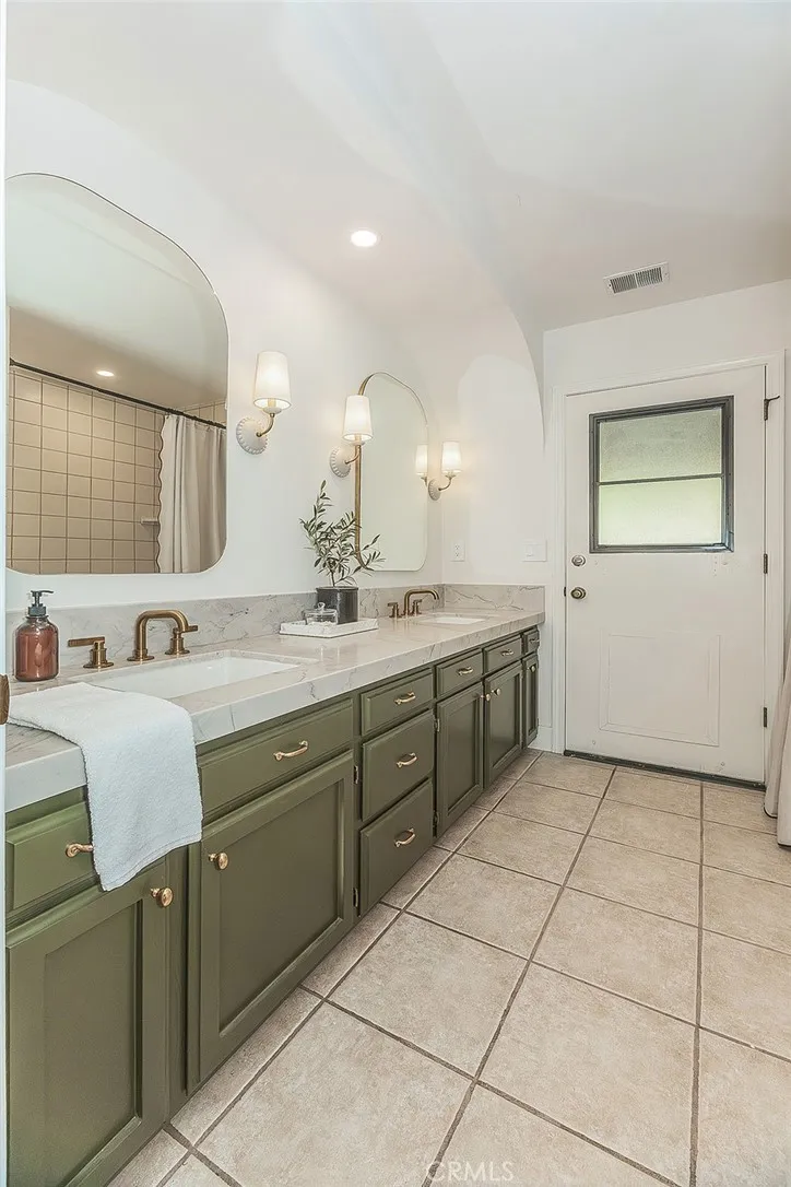 Additional image 108 of 406 E Audubon Drive, Fresno, CA 93720