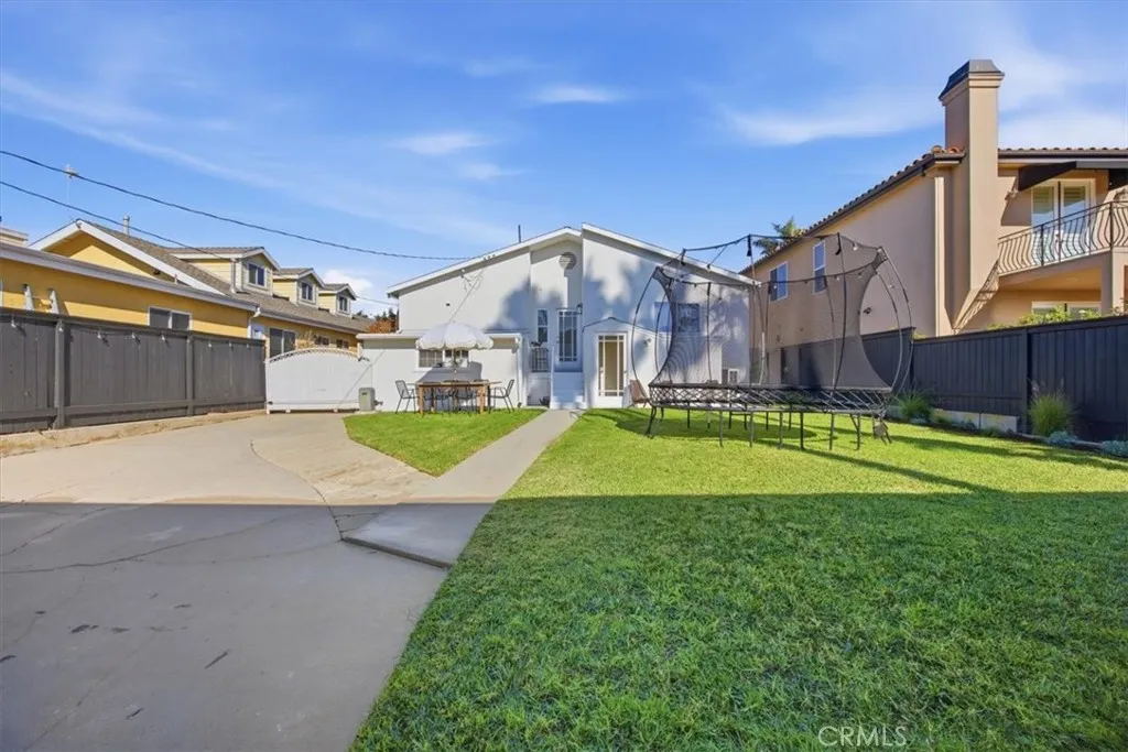 Additional image 33 of 1826 10th Street, Manhattan Beach, CA 90266