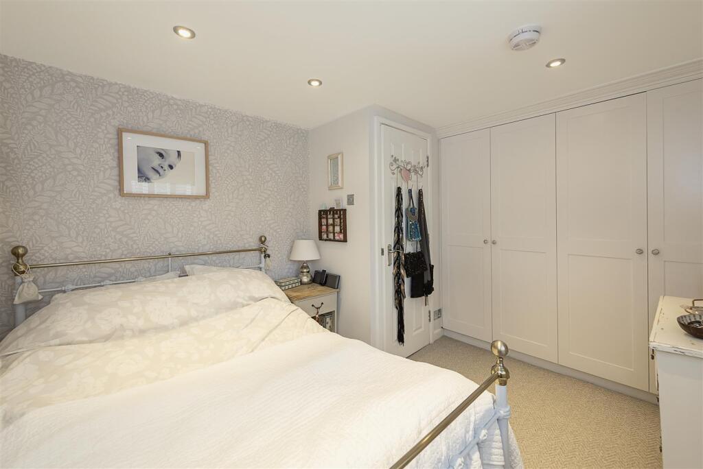 Additional image 13 of High Street, Sandridge, St. Albans