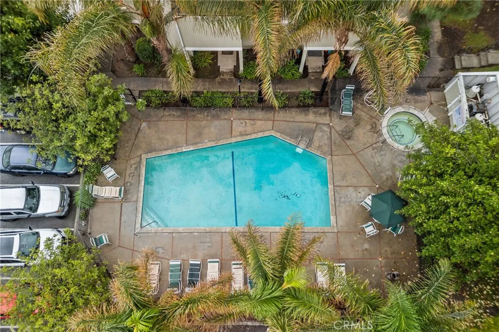 Additional image 23 of 22123 Burbank Blvd #2, Woodland Hills, CA 91367