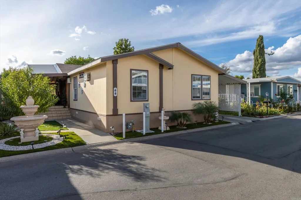 Additional image 4 of 2550 E Valley Parkway E Unit 44, Escondido, CA 92027