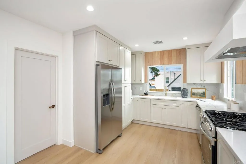 Additional image 11 of 4328 Angeles Vista Blvd, Los Angeles, CA 90008