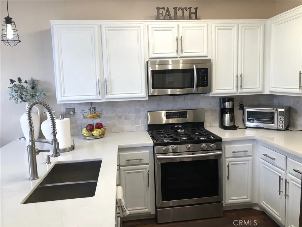 Additional image 8 of 25530 Hemingway Ave, Stevenson Ranch, CA 91381