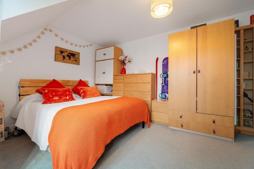 Additional image 28 of Bucknalls Drive, Bricket Wood, AL2