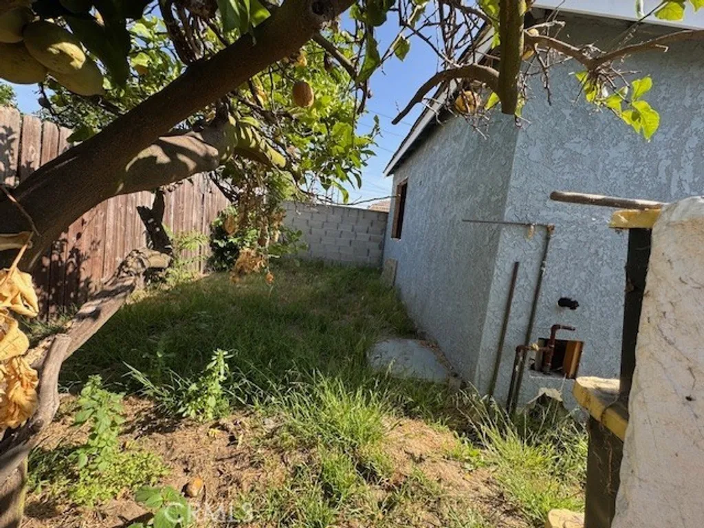 Additional image 17 of 2941 Baltic Ave, Long Beach, CA 90810