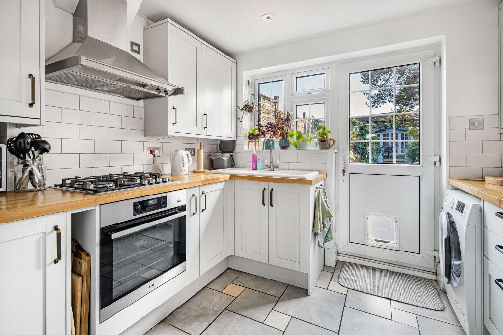 Additional image 6 of Dixons Hill Road, Welham Green, AL9