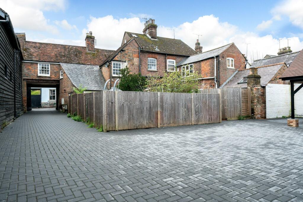 Additional image 13 of High Street, Markyate, AL3