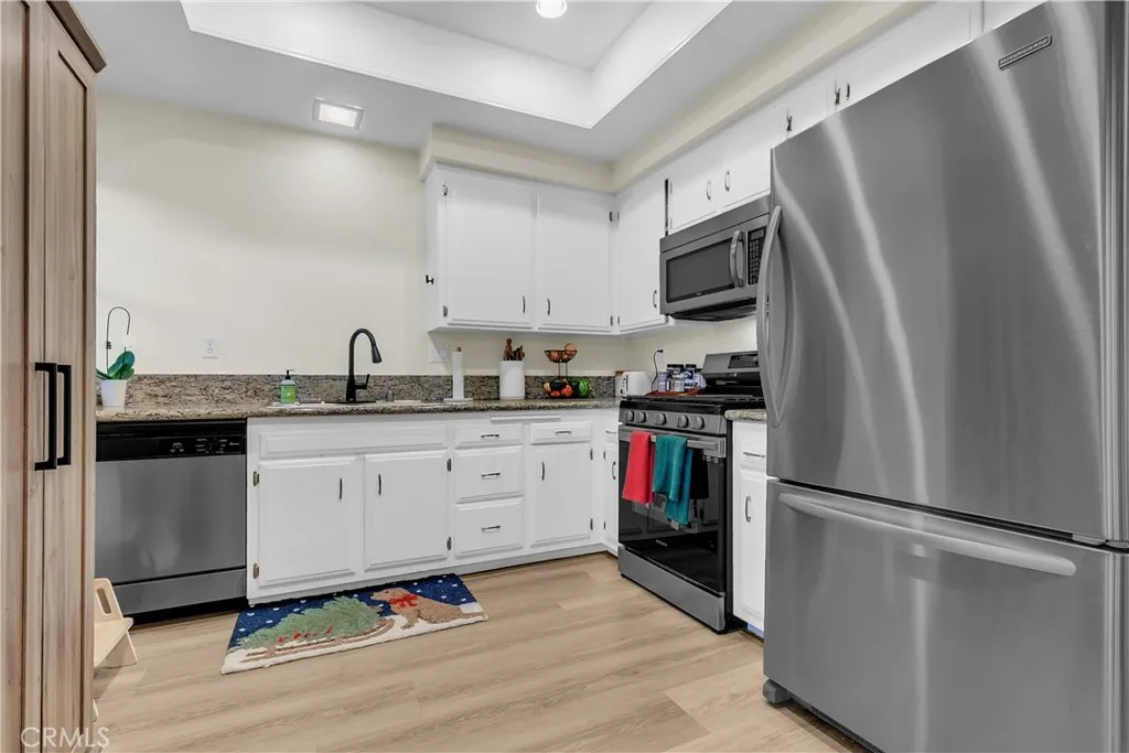 Additional image 25 of 325 E Chapman Ave Unit B, Placentia, CA 92870