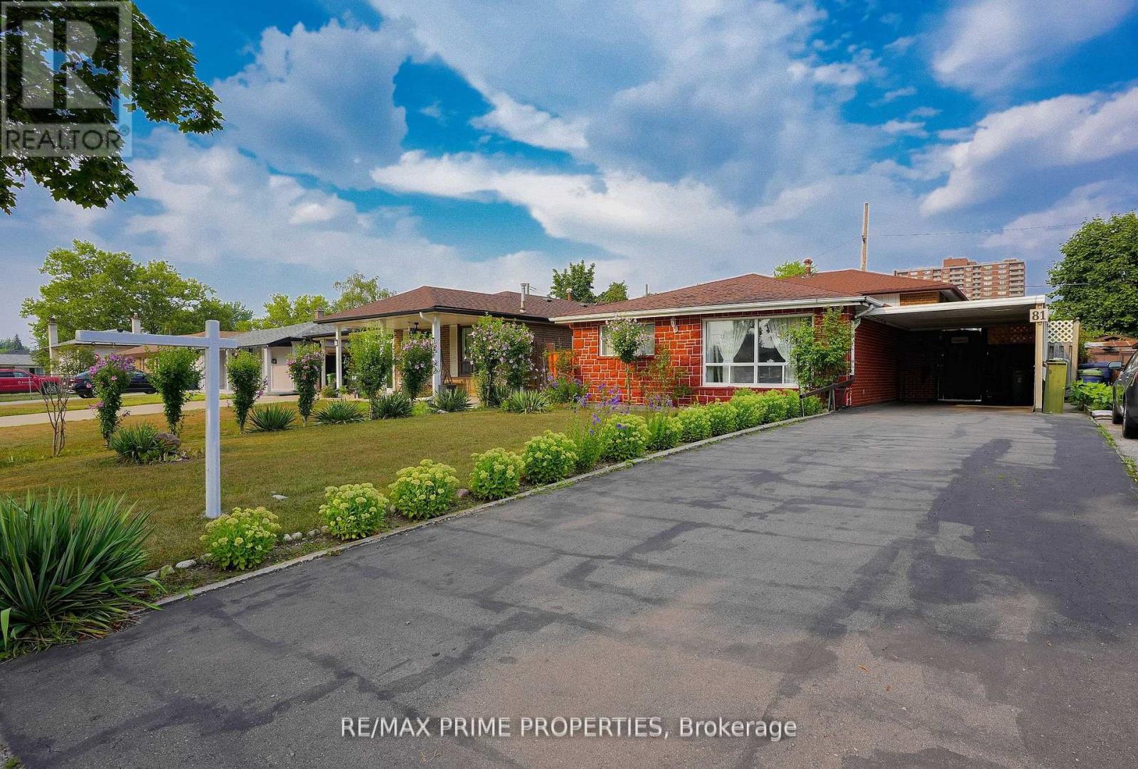 Property image for 81 SILVERSTONE DRIVE|Toronto (Mount Olive-Silverstone-Jamestown), Ontario M9V3G4