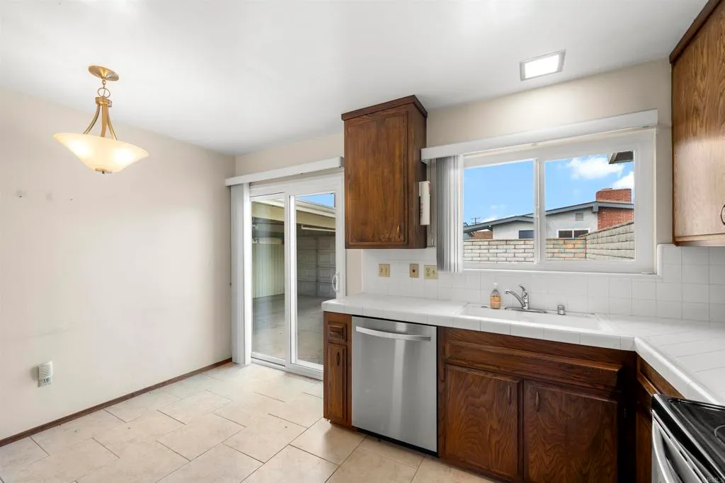 Additional image 24 of 335 J Street Unit B, Chula Vista, CA 91910