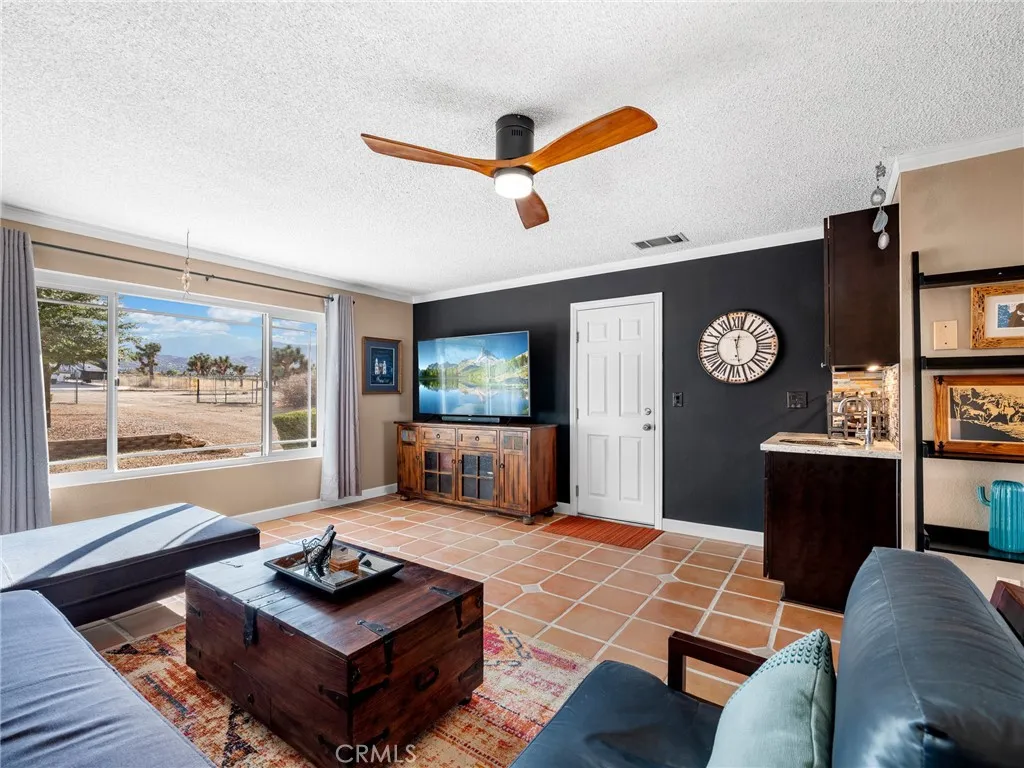 Additional image 104 of 3996 Yucca Terrace Dr, Phelan, CA 92371