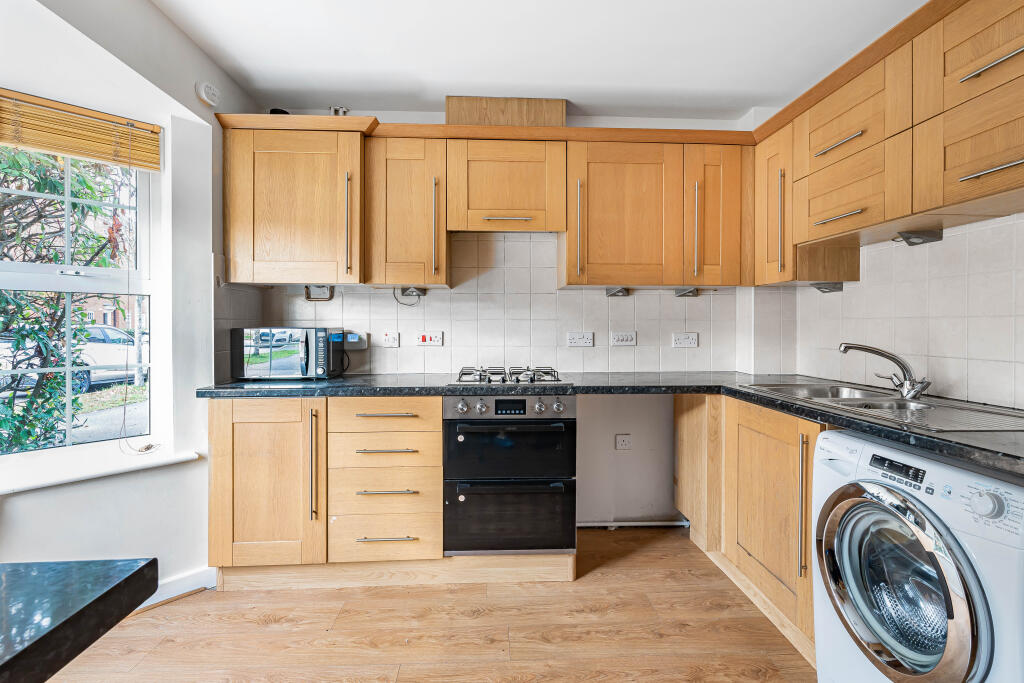 Additional image 7 of Langstone Ley, Welwyn Garden City, Hertfordshire, AL7