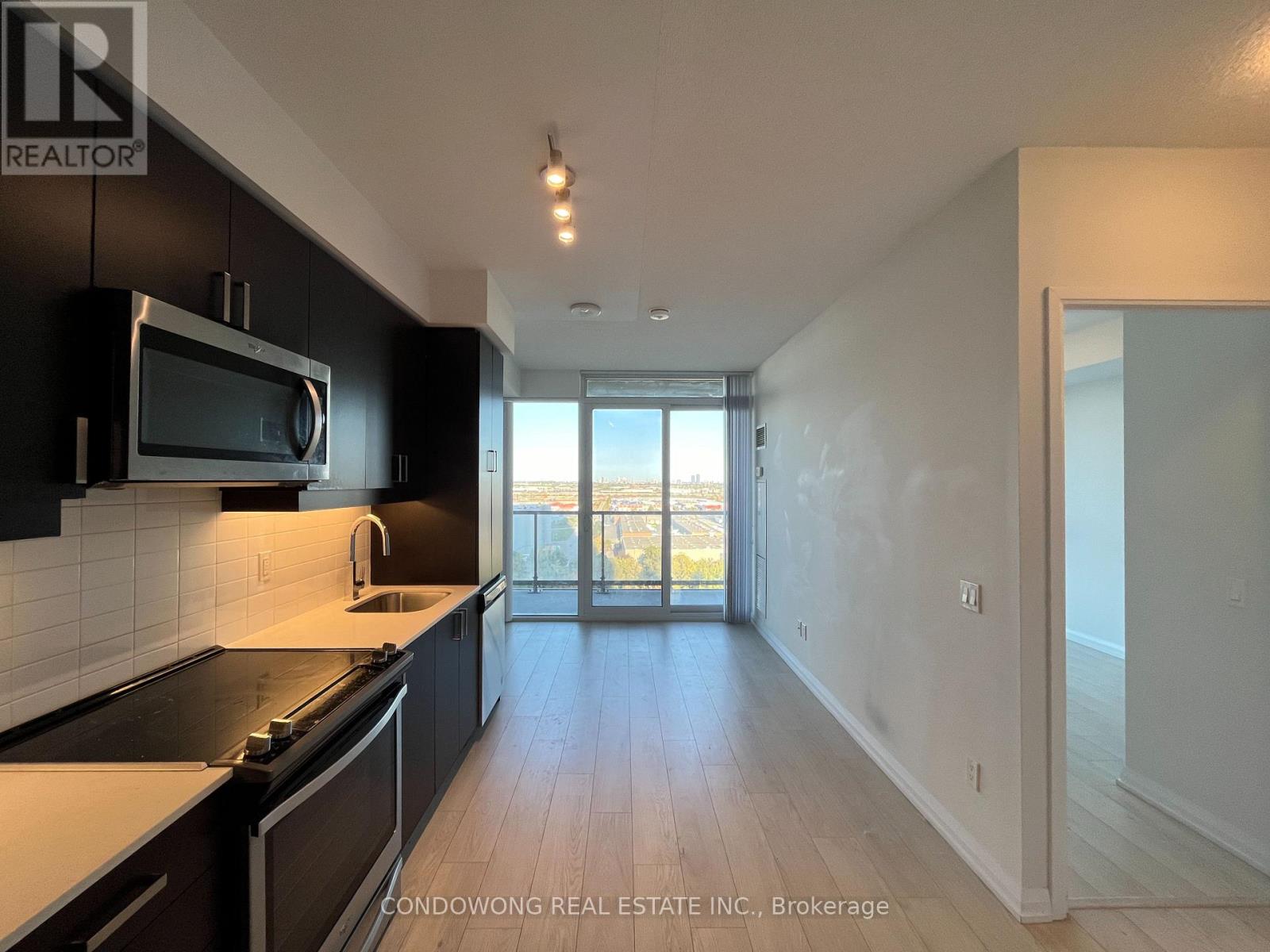 Property image for 1218 - 7895 JANE STREET|Vaughan (Concord), Ontario L4K0K2