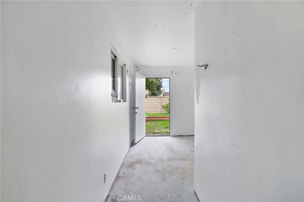 Additional image 42 of 24311 Wabuska St, Newhall, CA 91321