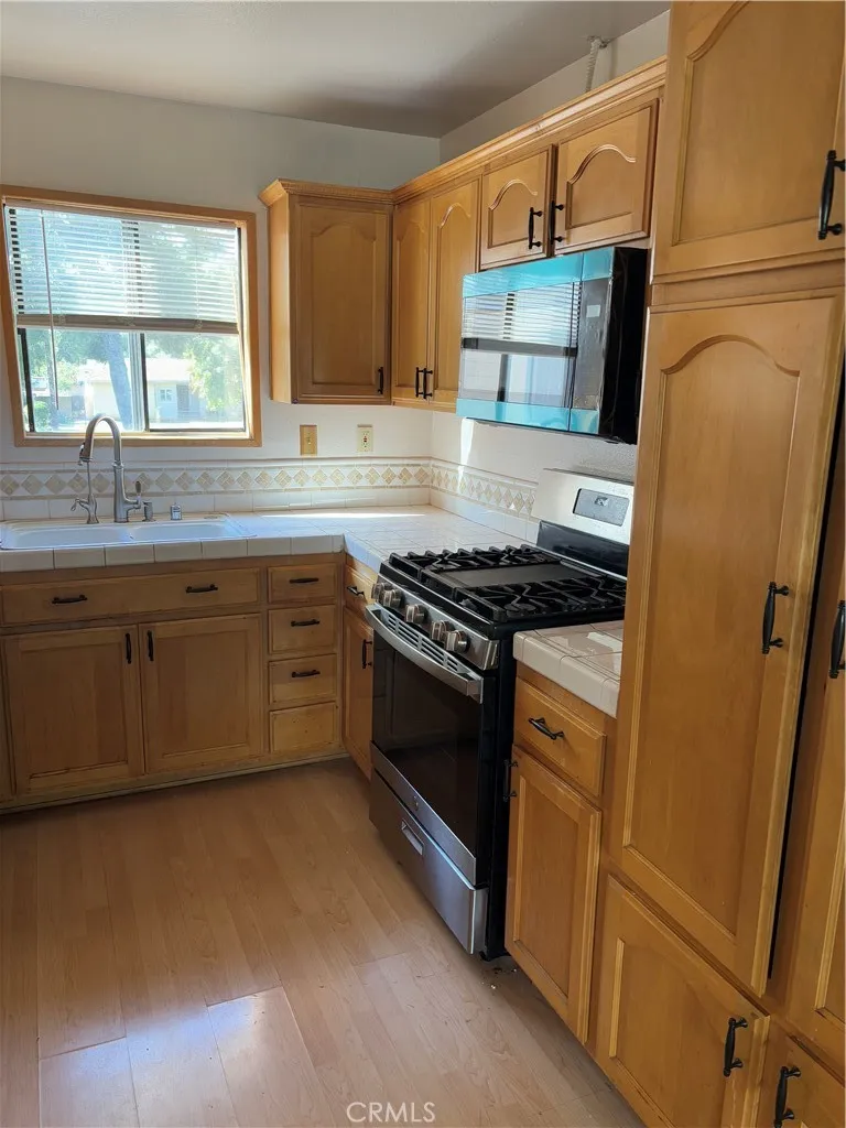 Additional image 25 of 10720 Woodley Avenue Unit 3, Granada Hills, CA 91344